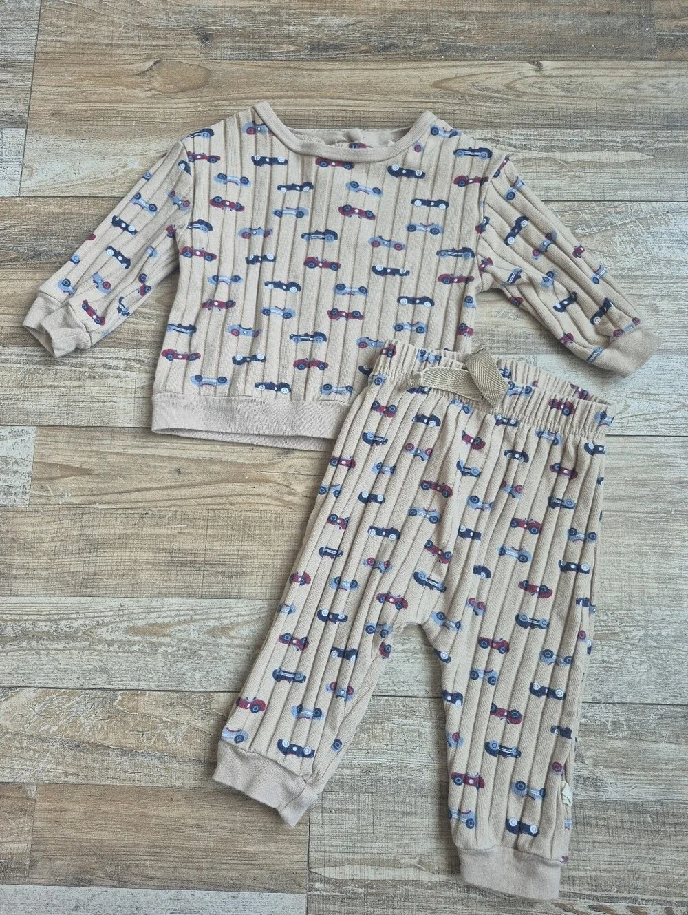 Kids Beige Car-Print Outfit Set